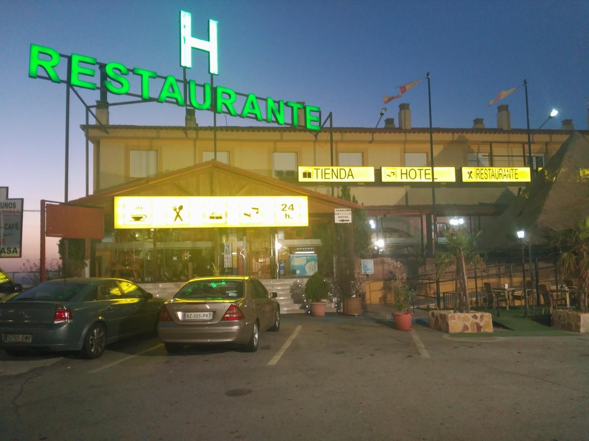 Hotel Mirasierra Baul Ngoại thất bức ảnh