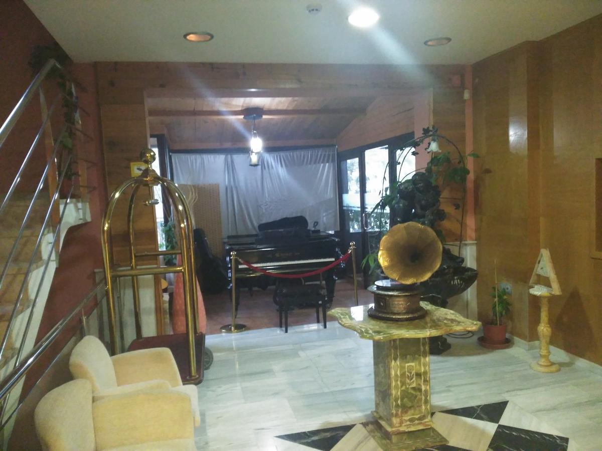Hotel Mirasierra Baul Ngoại thất bức ảnh