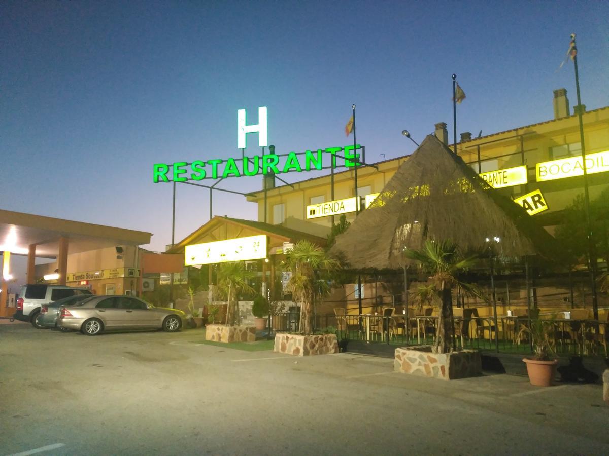 Hotel Mirasierra Baul Ngoại thất bức ảnh